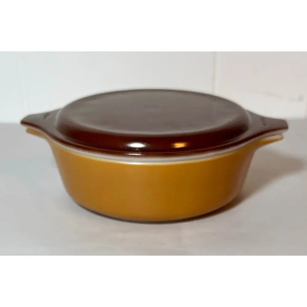 Pyrex this vintage
